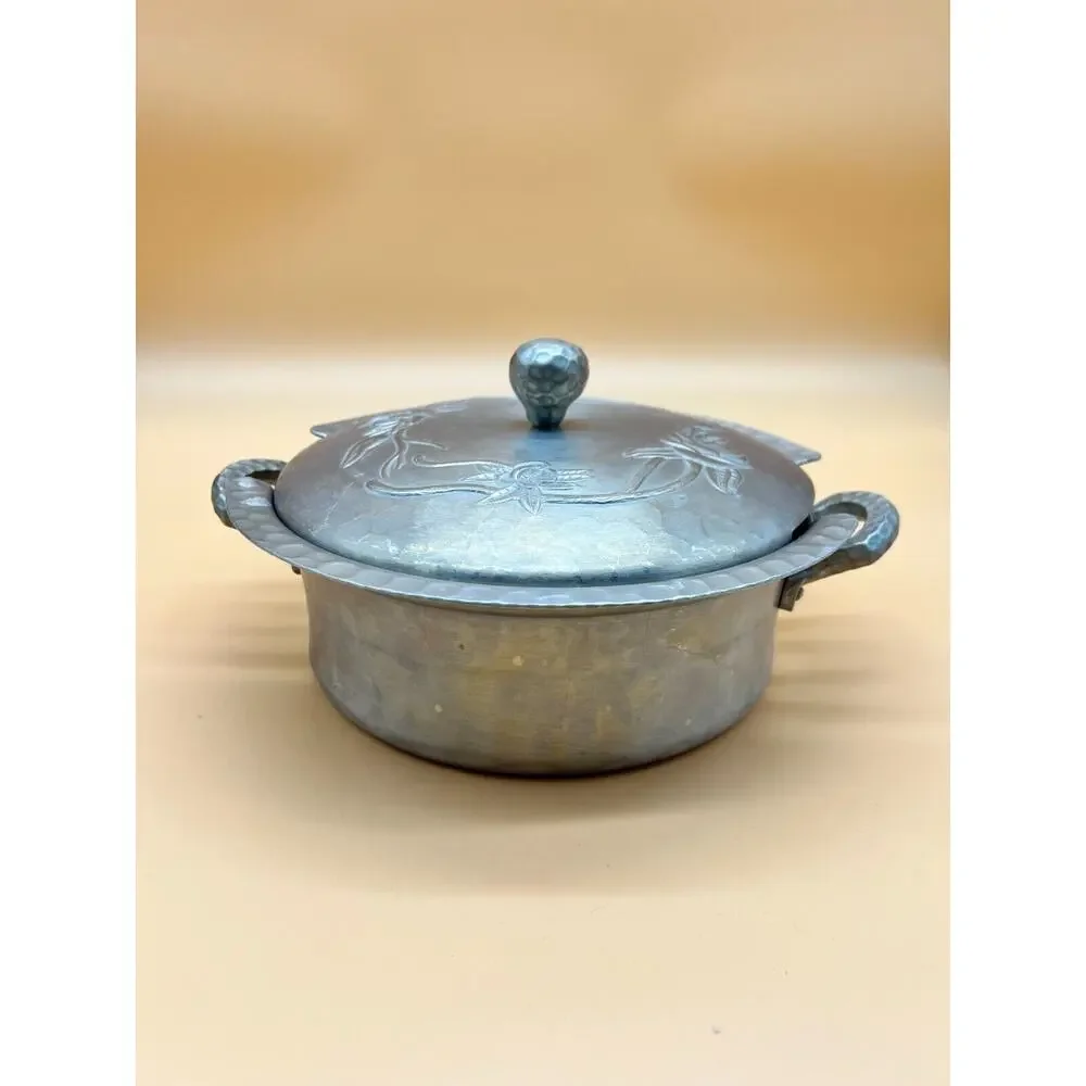 Vintage Everlast Forged Aluminum Casserole